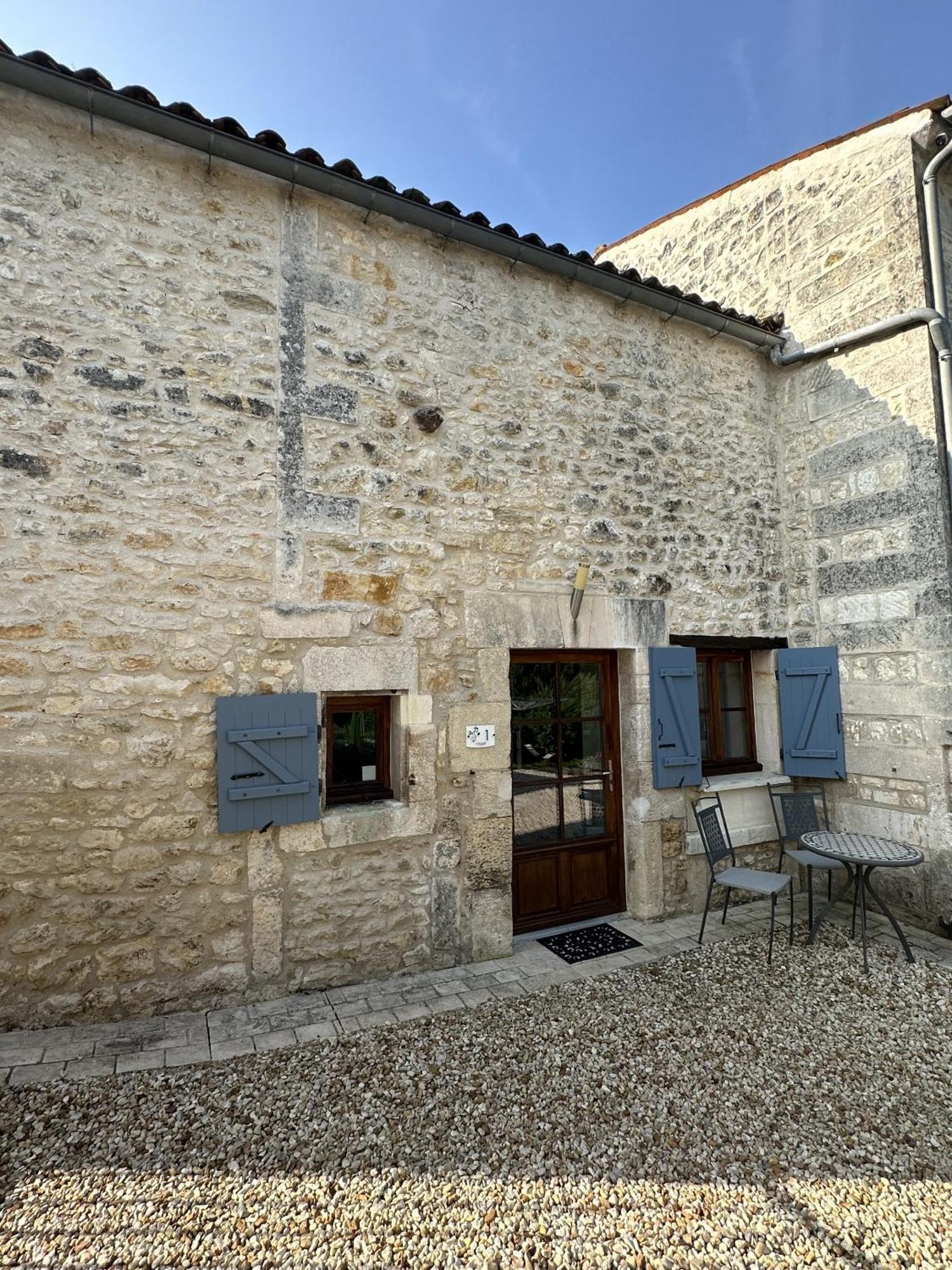 Petit Moulin De Veillard Villa Bourg-Charente ภายนอก รูปภาพ